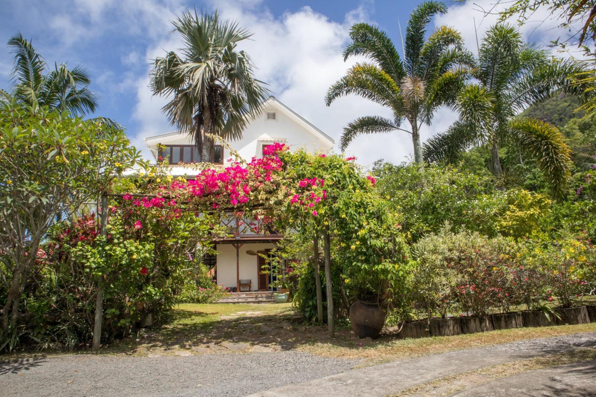 Domaine Desaubin Luxury Villas Takamaka Exterior foto